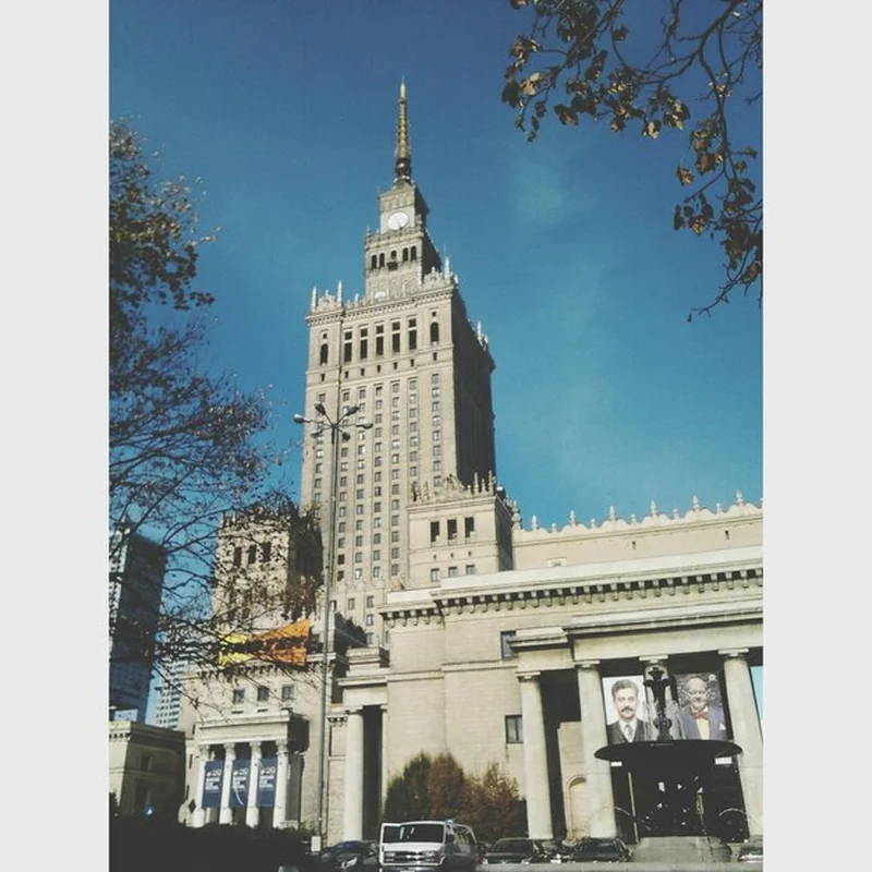 Hotel Intercontinental w Warszawie – blisko Pałacu Kultury